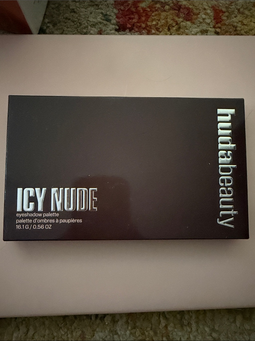 HUDA BEAUTY Icy Nude Eyeshadow Palette